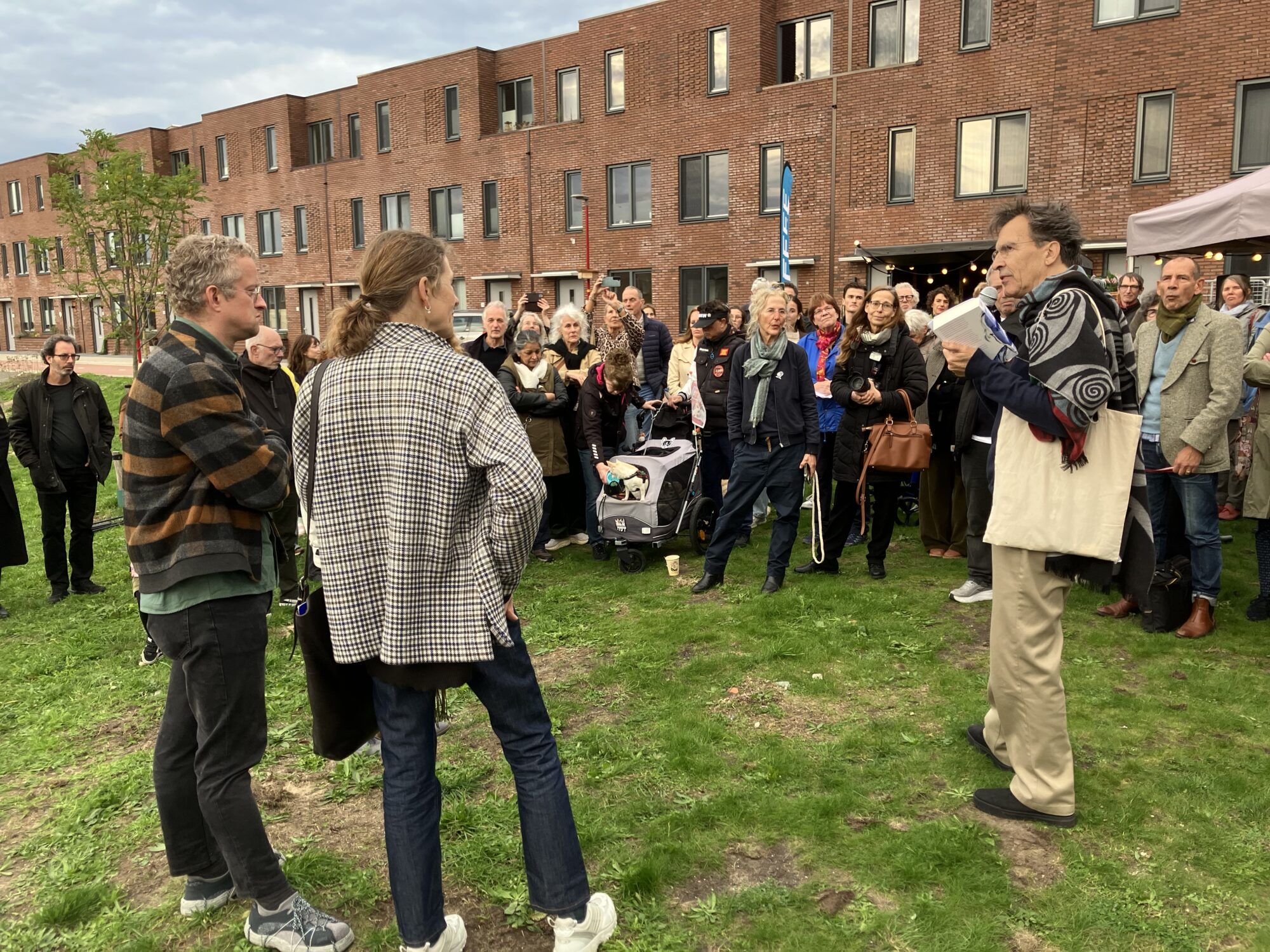 OnthullingKoffiepotSpeechSjarelEx